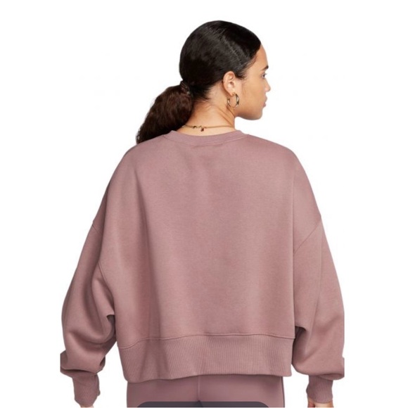 NIKE PHOENIX FLEECE OVER-OVERSIZED CREW-NECK SWEATSHIRT - Picture 2 of 4